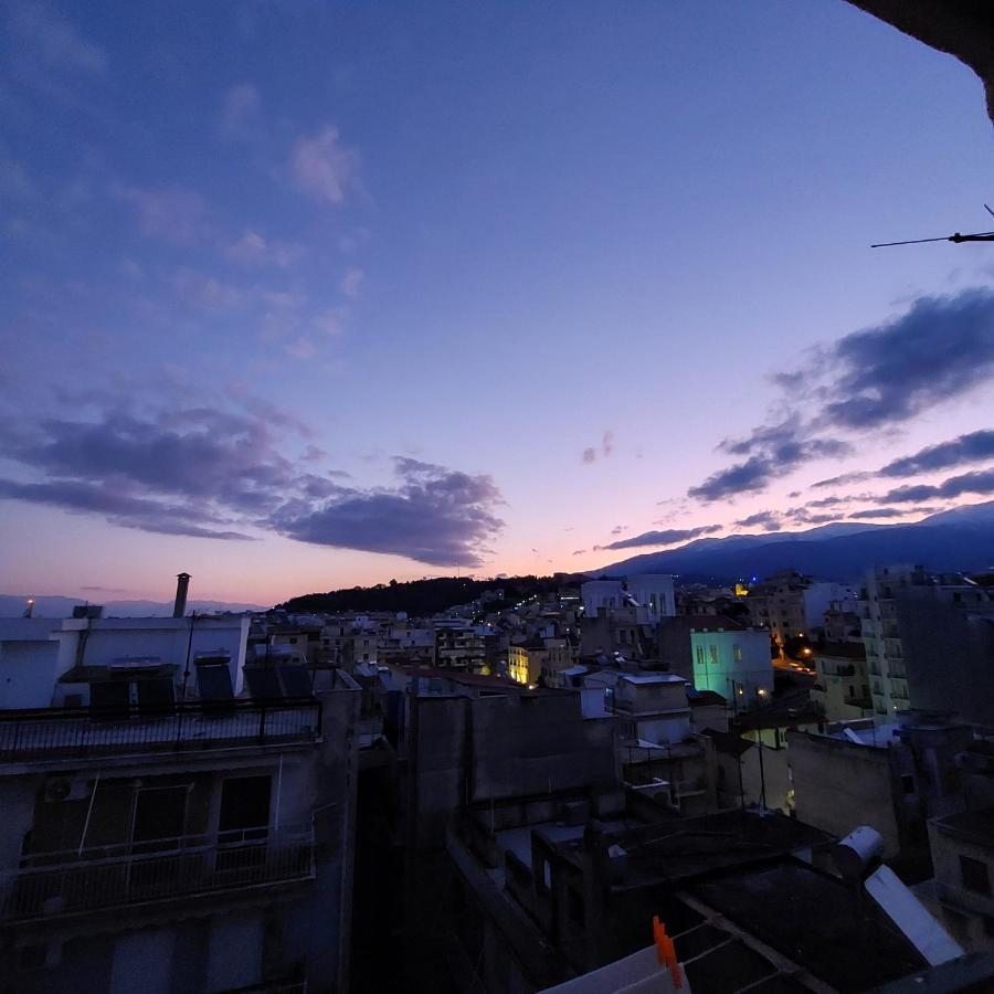 Urban Penthouse Lägenhet Patras Exteriör bild