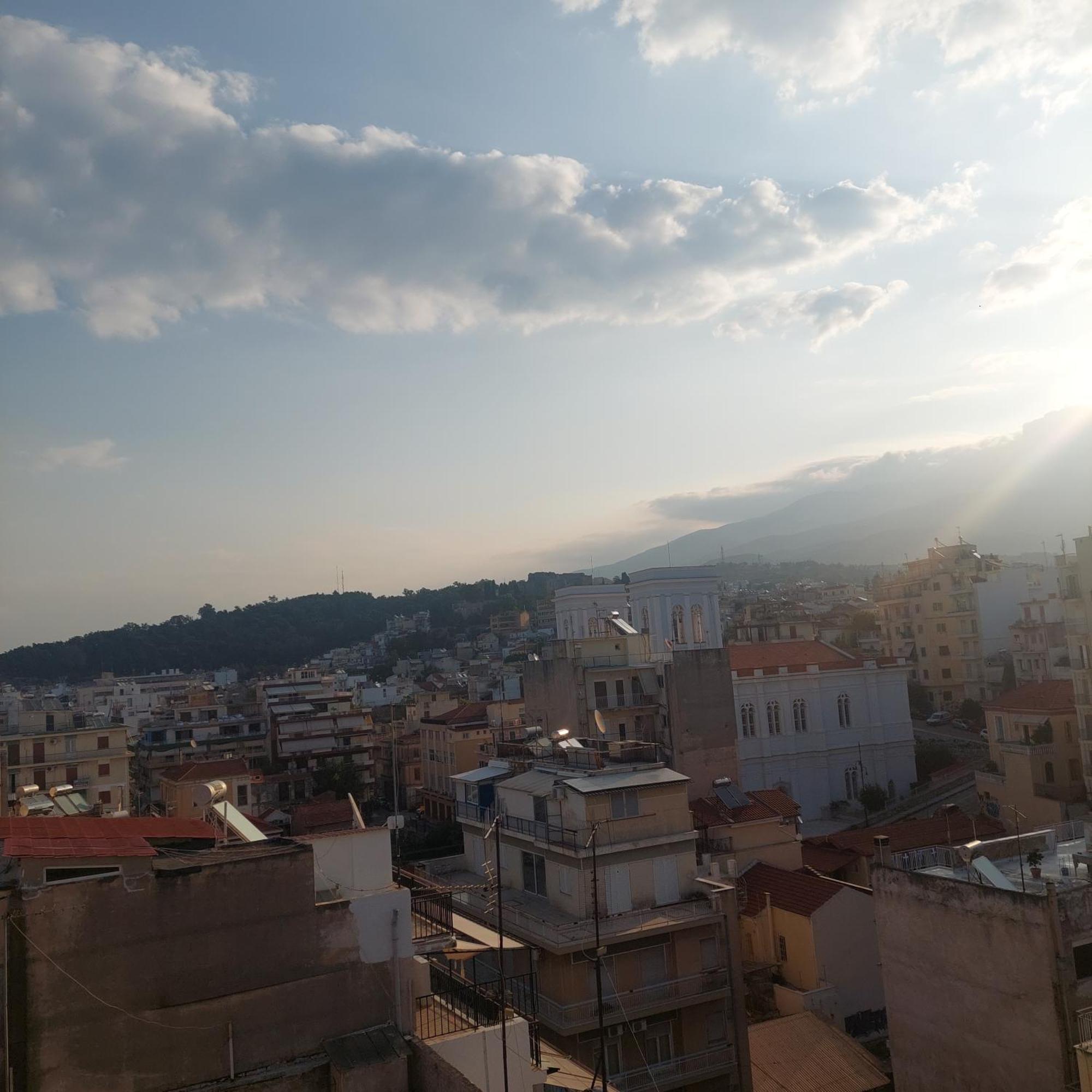 Urban Penthouse Lägenhet Patras Exteriör bild