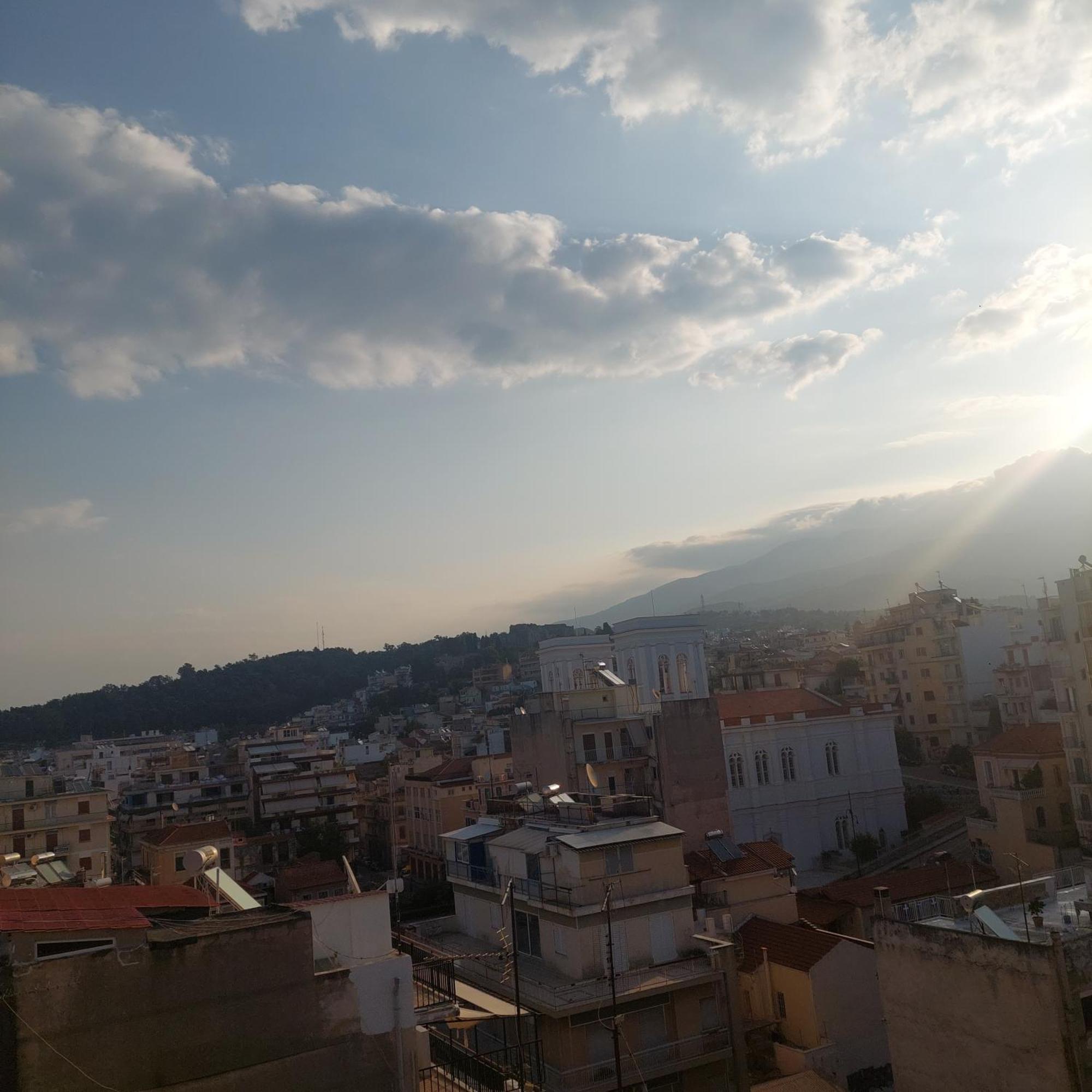 Urban Penthouse Lägenhet Patras Exteriör bild
